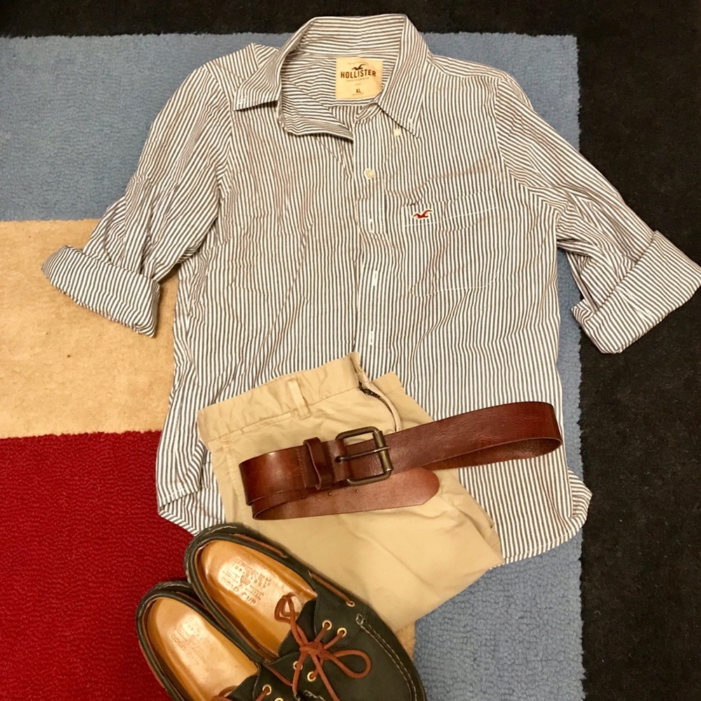 Hollister men’s Long sleeve button up shirt